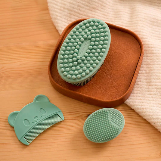 Kit Elite esencial para el cuidado suave del bebé, set de 10 piezas color verde menta para la limpieza, cuidado y aseo del recién nacido, con estuche para facilitar su transporte - Momcozy
