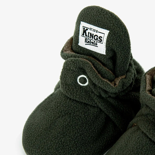 Zapatitos Fleece Gripper Verde para bebé - Kings & Rebels