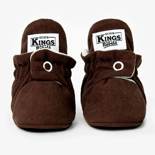 Zapatitos Gamuza Classic Chocolate para bebé - Kings & Rebels
