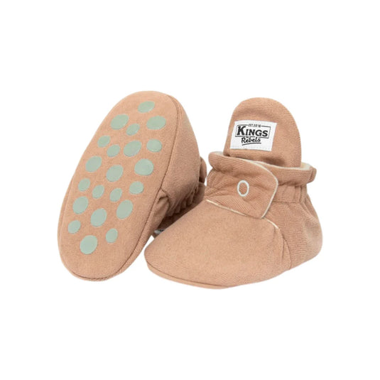 Zapatitos Gamuza Gripper Café para bebé - Kings & Rebels