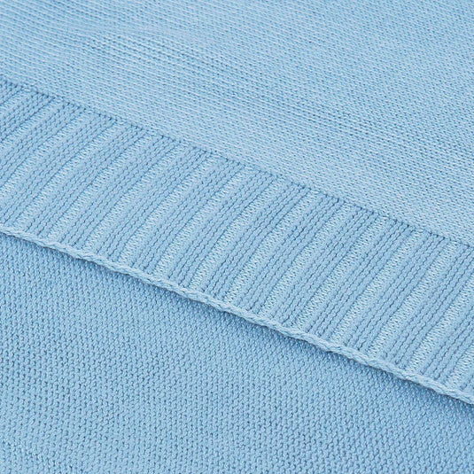 Manta tejida con borde con diseño bordado para bebé, diseño envolvente en punto suave que ofrece confort al bebé en sus momentos de descanso, de medidas de 90 cm de largo x 90 cm de ancho - Mayoral