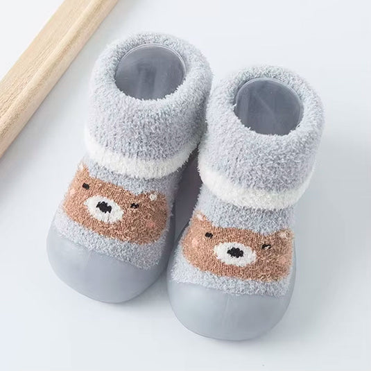 Medias tejidas de osito con suela antideslizante para bebé, zapatitos para primeros pasos, hechas en material cálido e hipoalergénico, con diseño elástico fácil de poner - Color & Life