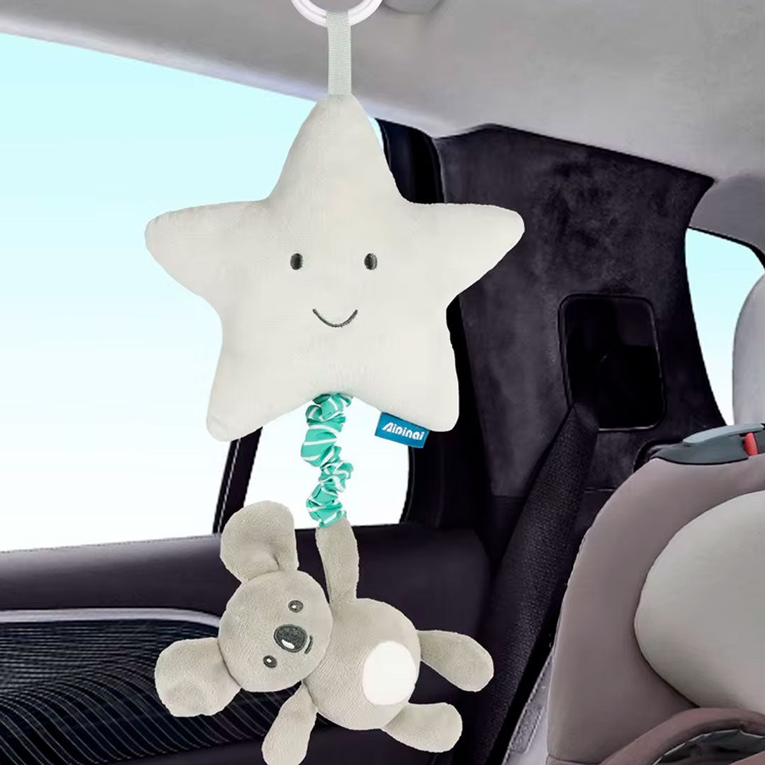 Móvil colgante con caja de música para bebé, móvil cuna de cuerda, con adorable diseño de peluche, sonajero con pitido al apretar, ideal para coche, carro o la cuna