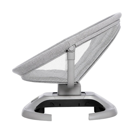 Mecedora eléctrica InfiniOrbit para bebé con balanceo, vibración, Bluetooth, temporizador, asiento reclinable y barra de juguetes - Mastela - Cocco Semana 2026