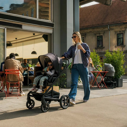 Coche paseador MIXX next BMW Collection convertible en capazo y travel system, con reclinado horizontal, asiento reversible y plegado compacto - Nuna
