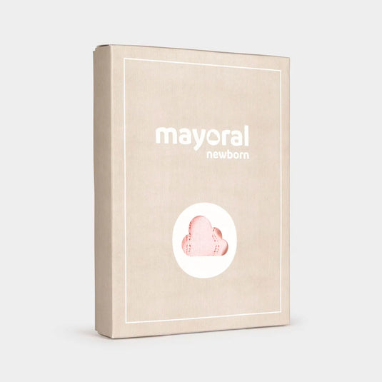 Overall tejido color rosa a juego con blusa blanca - Mayoral