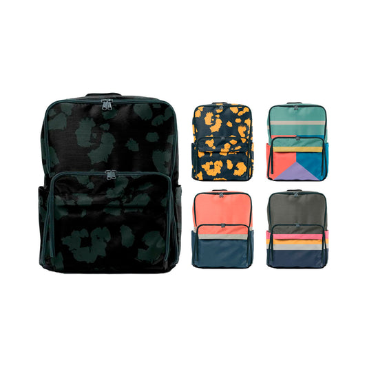 Pañalera morral multifuncional con diseños estampados, con múltiples compartimientos ideales para todo lo del bebé y espacios muy prácticos para los padres, hecha en 50% lona reciclada hecha en Colombia - ANTO