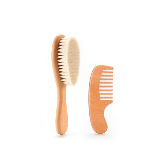 Set x2 piezas de peine y cepillo en bambú para bebé, juego para el cuidado del cabello, con mango ergonómico, hecho en madera suave - Kokibebe