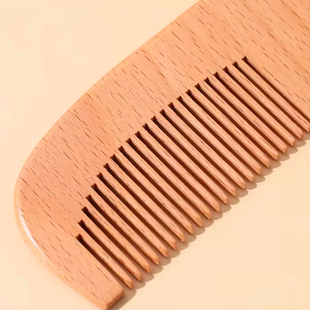 Set x2 piezas de peine y cepillo en bambú para bebé, juego para el cuidado del cabello, con mango ergonómico, hecho en madera suave - Kokibebe