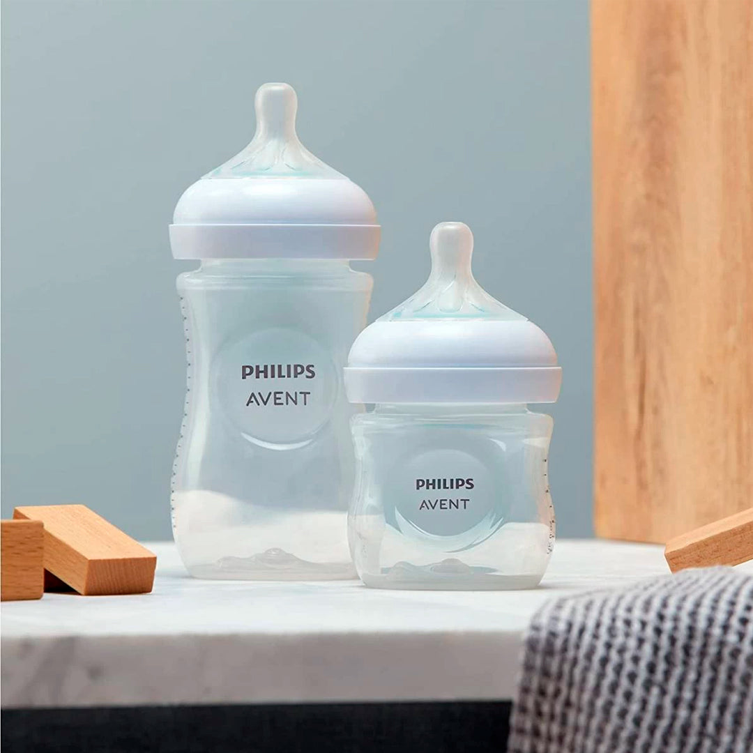 Set de recién nacido, kit de 6 piezas, incluye 4 teteros, cepillo de limpieza y chupa 0 a 6 meses - Philips Avent Natural Response