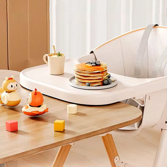 Silla comedor de lujo con sistema de plegado, cómoda y ahorra espacio, cinturón de seguridad de 5 puntos, bandeja extraíble ajustable en dos posiciones, ruedas con bloqueo que se pueden poner o quitar de las patas