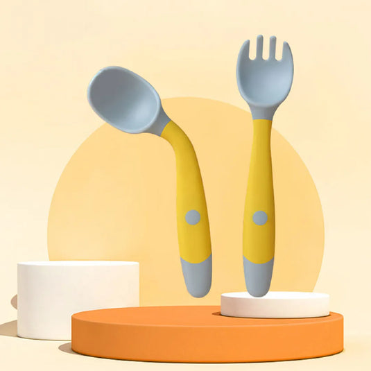 Set Cubiertos cuchara y tenedor flexibles y giratorios 360° para bebé, en silicona suave, vajilla de entrenamiento para aprender a comer