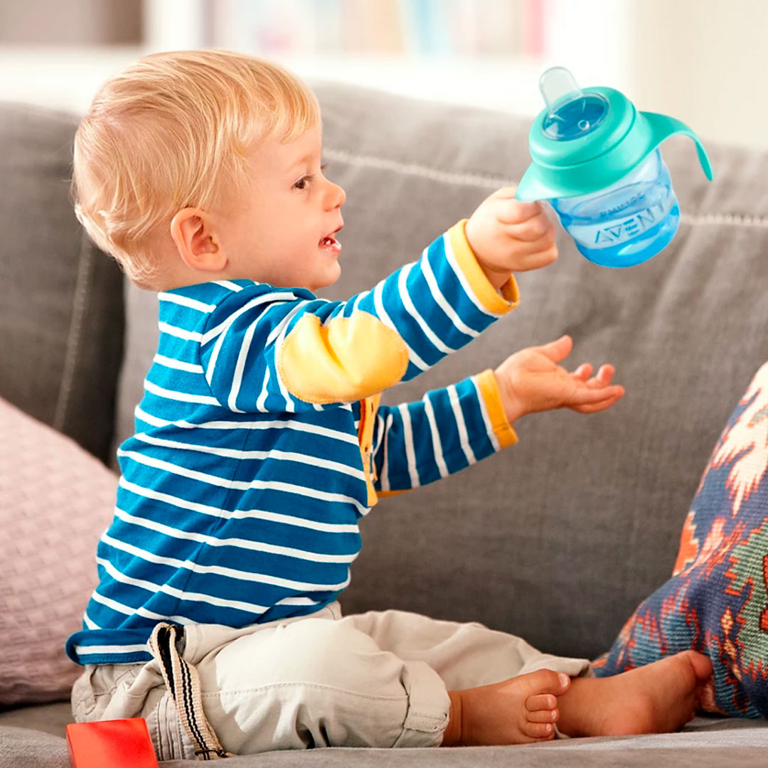 Vaso tetero con boquilla y agarraderas, boquilla suave de silicona grado alimenticio libre de BPA, piezas separables para facilitar la limpieza - Philips Avent