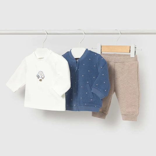 Conjunto 3pz chaqueta bomber acolchada, camiseta bordada y pantalón jogger Azul Arándano - Mayoral