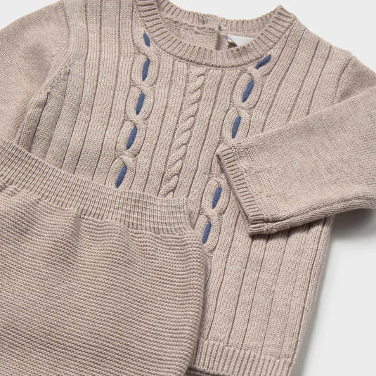 Conjunto 3pz buzo tejido trenzado, pantalón con pie y gorro Moca Vigoré - Mayoral