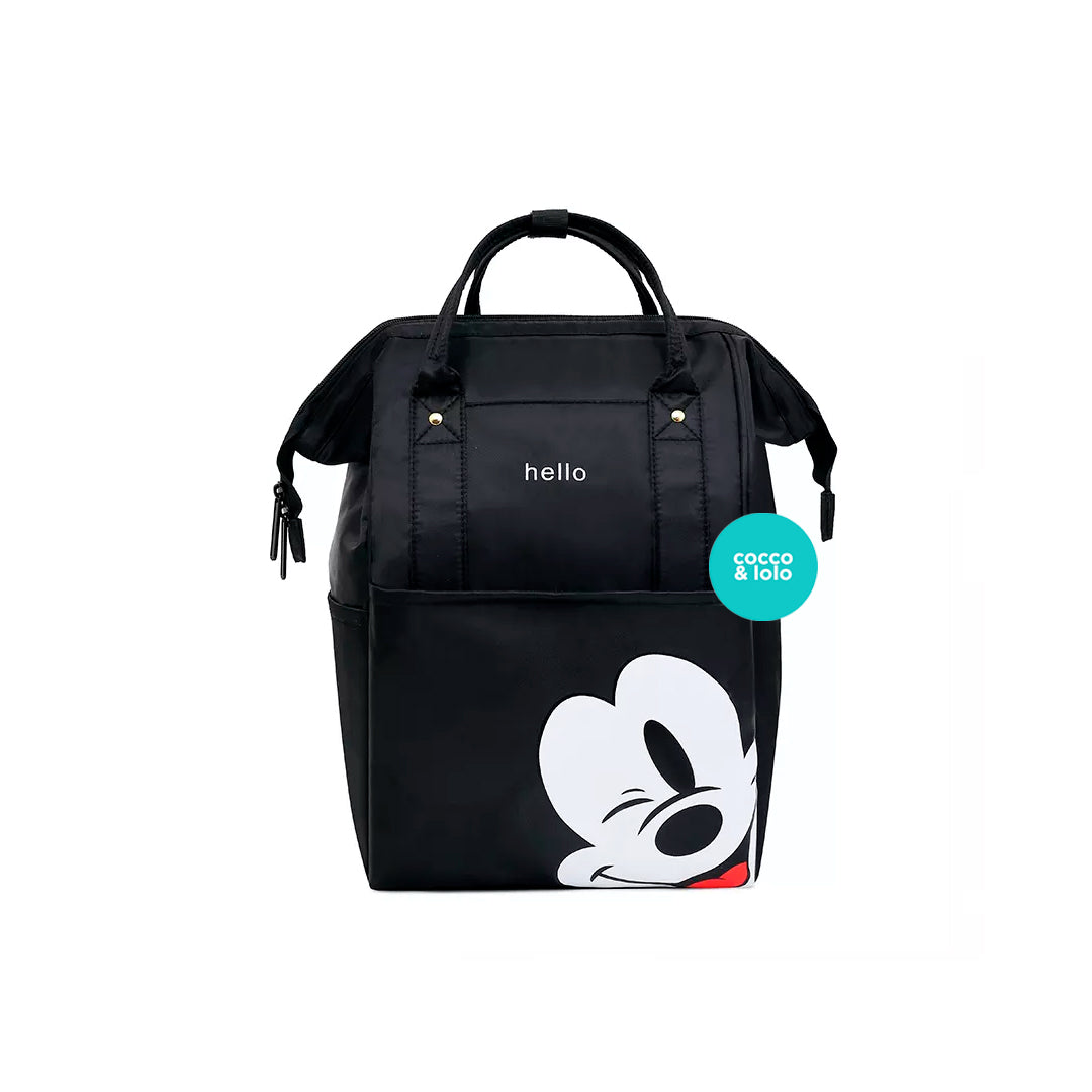 Pañalera tipo morral, con cargaderas ajustables y diseño de Mickey Mouse Negro