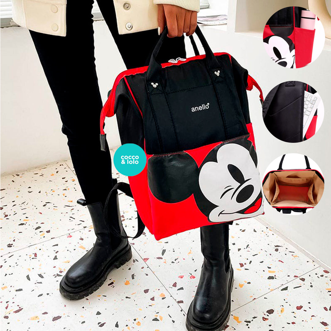 Pañalera tipo morral, con cargaderas ajustables y diseño de Mickey Mouse